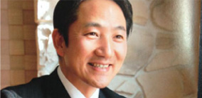 ○○○○株式会社 企画部主任「おもてなしの世界」